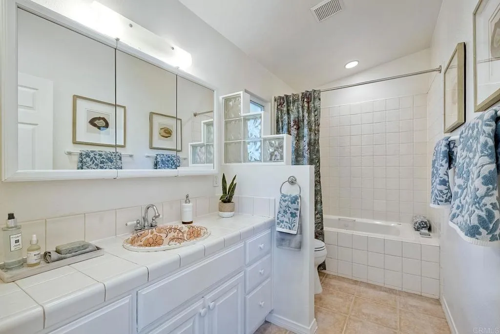 3897 Park Dr.