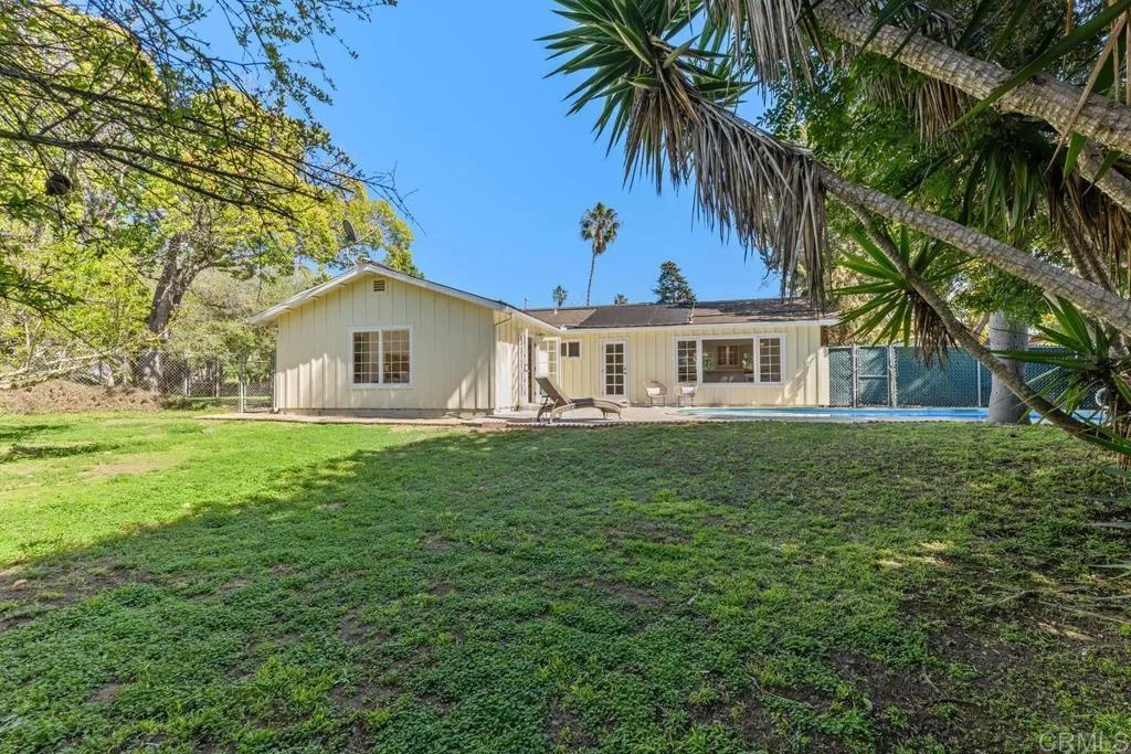 3897 Park Dr.