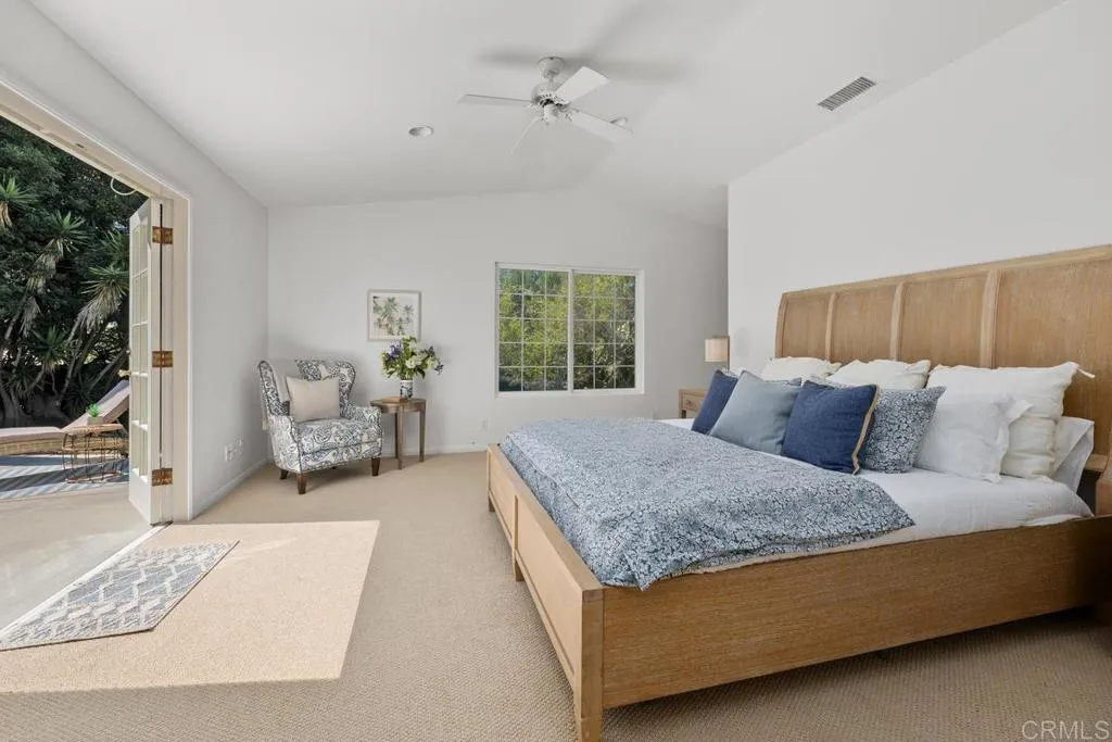 3897 Park Dr.