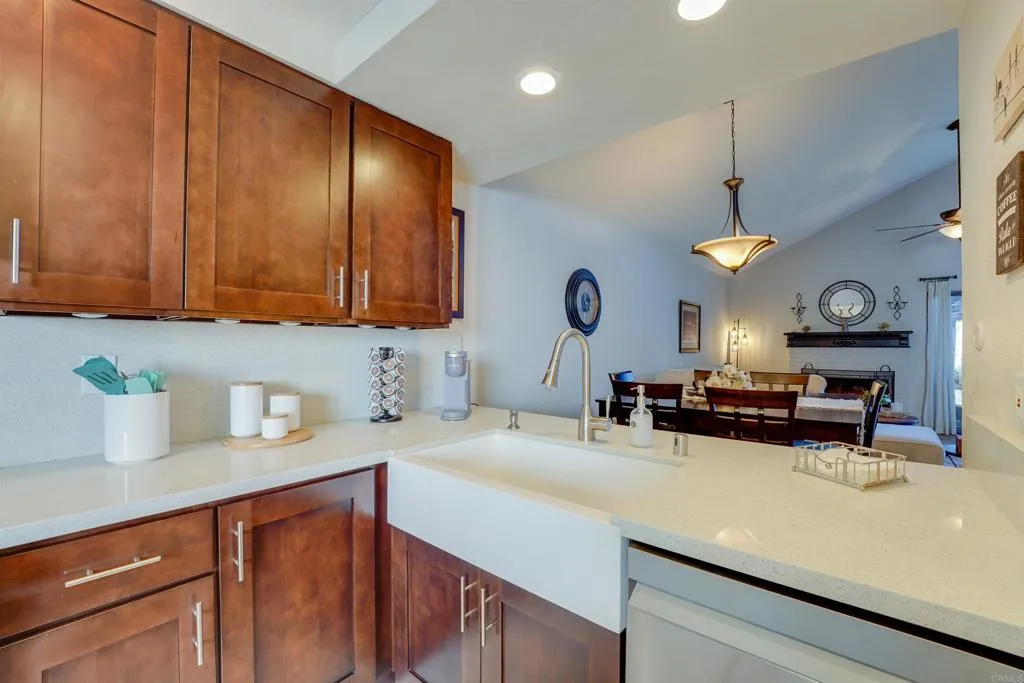 1955 Sunset Drive Unit Unit 75