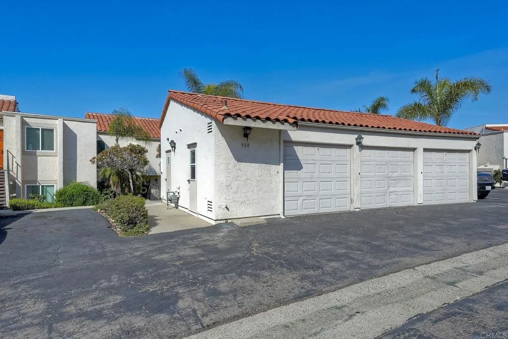 908 Caminito Madrigal Street Unit G