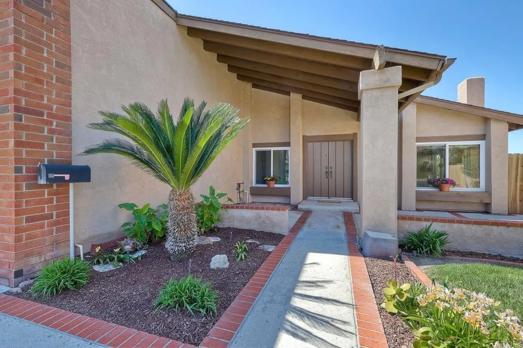 4360 Calle De Vida