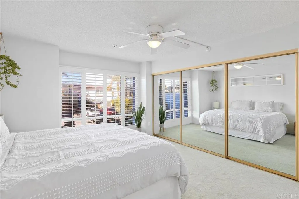 910 N Pacific Street Unit 4
