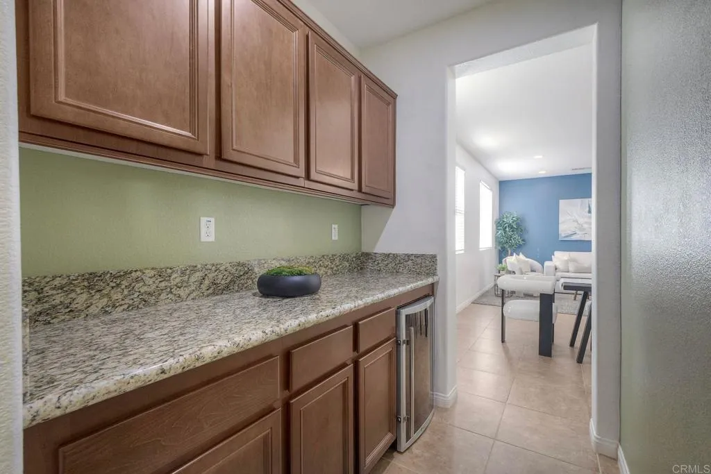 1140 Parkview Dr