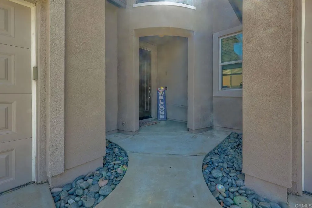 1140 Parkview Dr