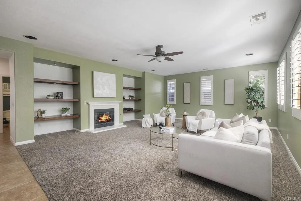 1140 Parkview Dr