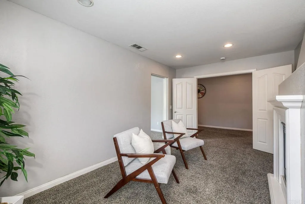 1140 Parkview Dr