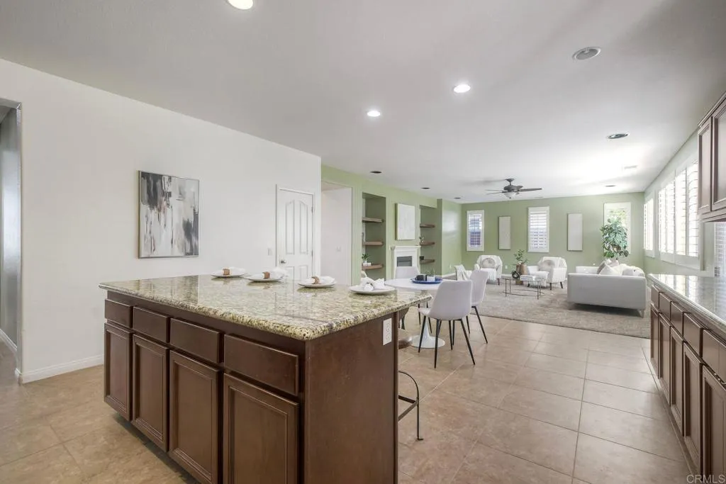 1140 Parkview Dr