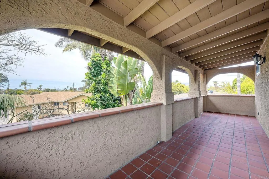 790 Avocado Lane