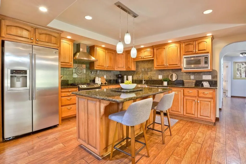 790 Avocado Lane
