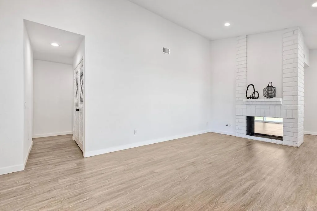361 Mainsail Road