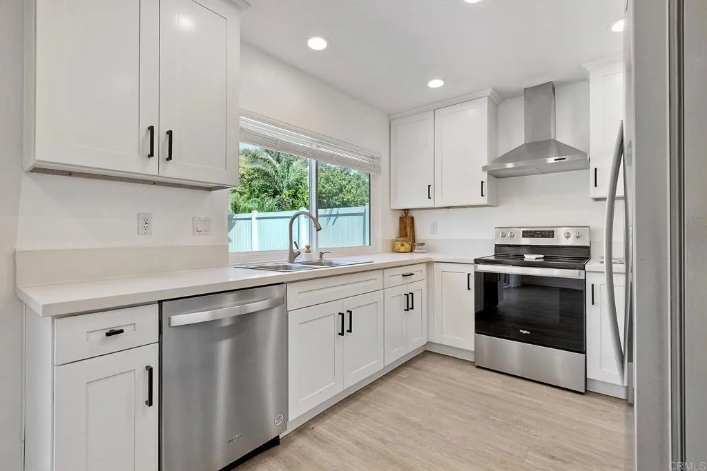 361 Mainsail Road