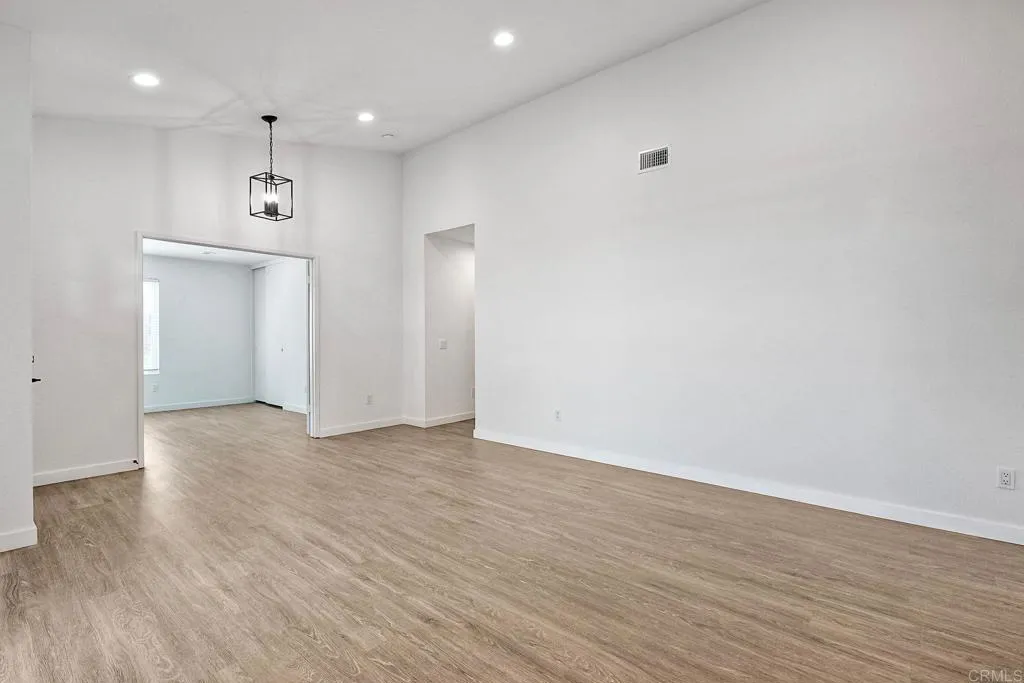 361 Mainsail Road
