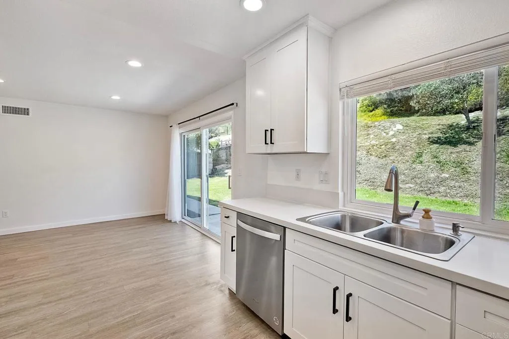 361 Mainsail Road