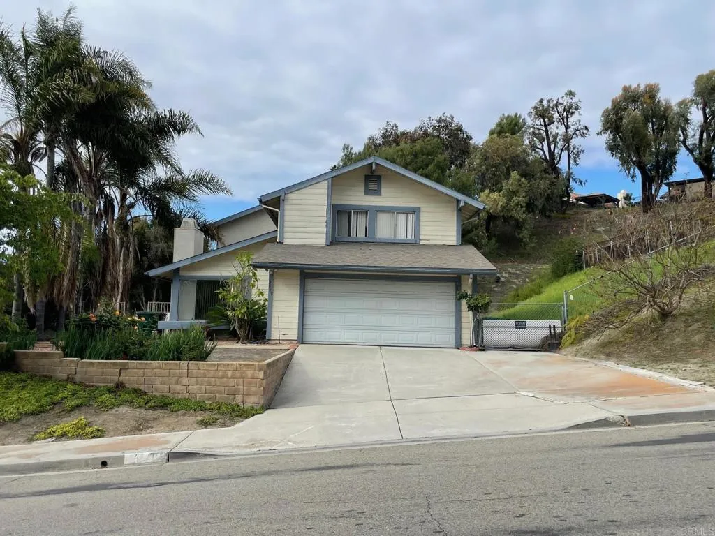 2640 Chestnut Avenue