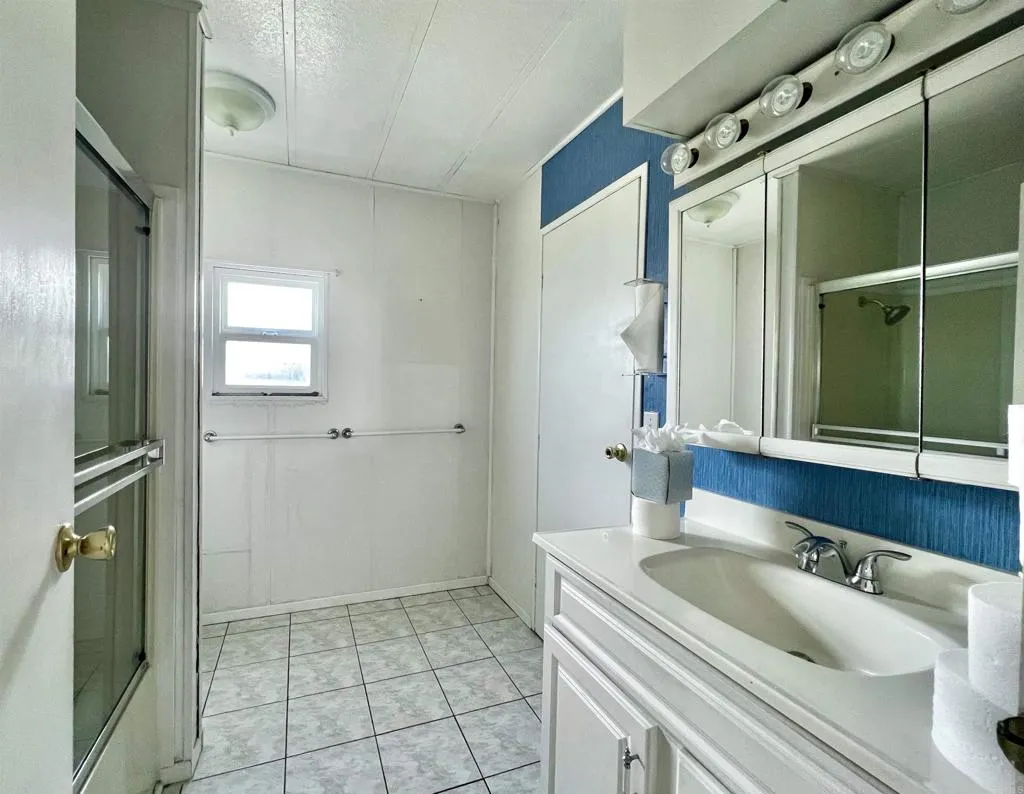 3535 Linda Vista Unit 260