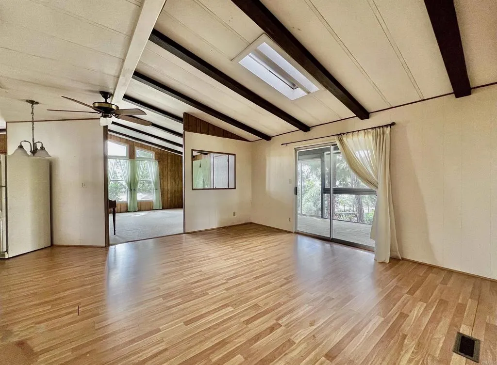 3535 Linda Vista Unit 260