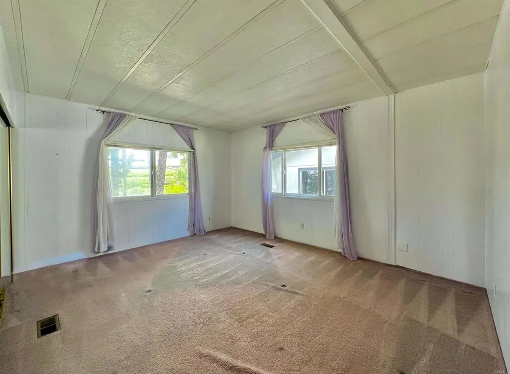 3535 Linda Vista Unit 260