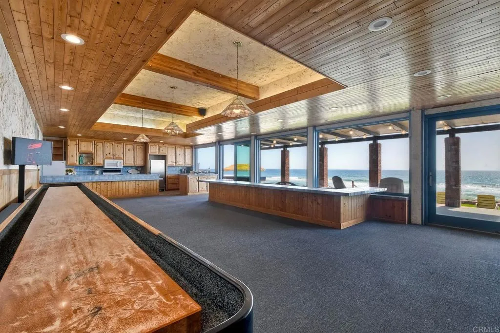 1931 S Pacific Street, Oceanside