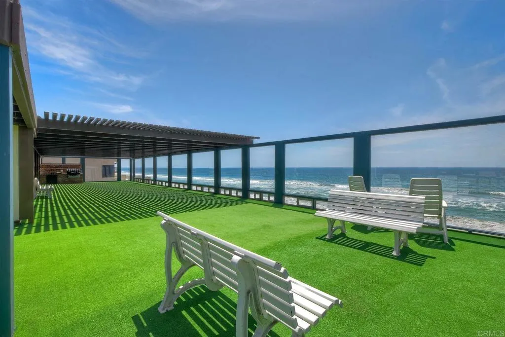 1931 S Pacific Street, Oceanside