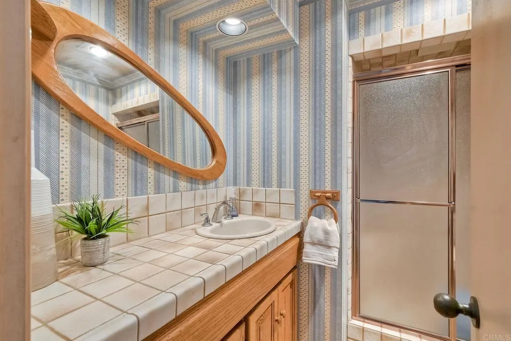 1931 S Pacific Street, Oceanside