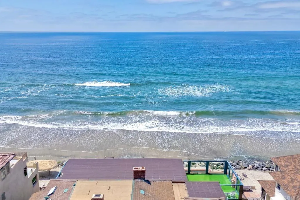 1931 S Pacific Street, Oceanside