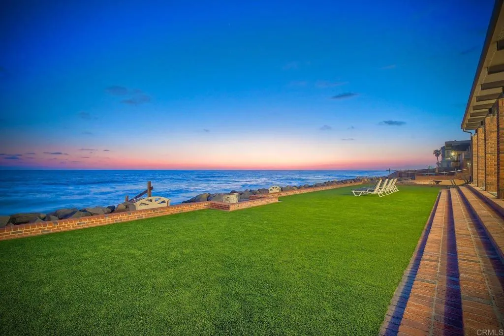 1931 S Pacific Street, Oceanside