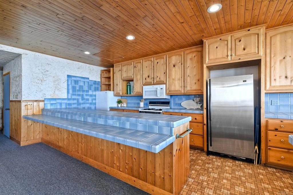 1931 S Pacific Street