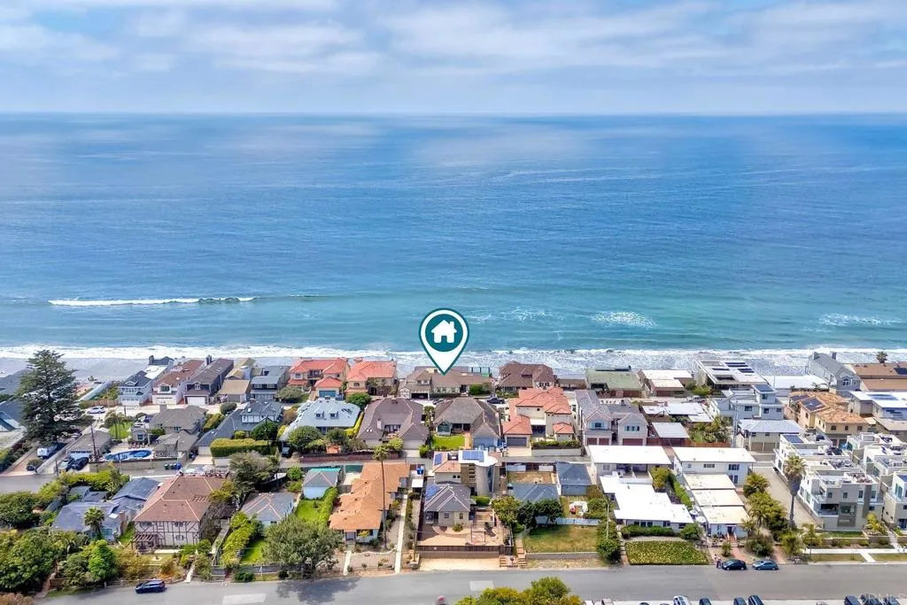 1931 S Pacific Street, Oceanside