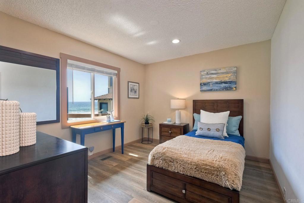 1931 S Pacific Street