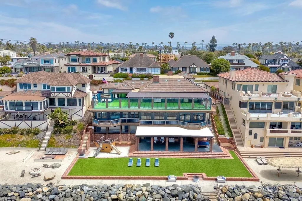 1931 S Pacific Street, Oceanside