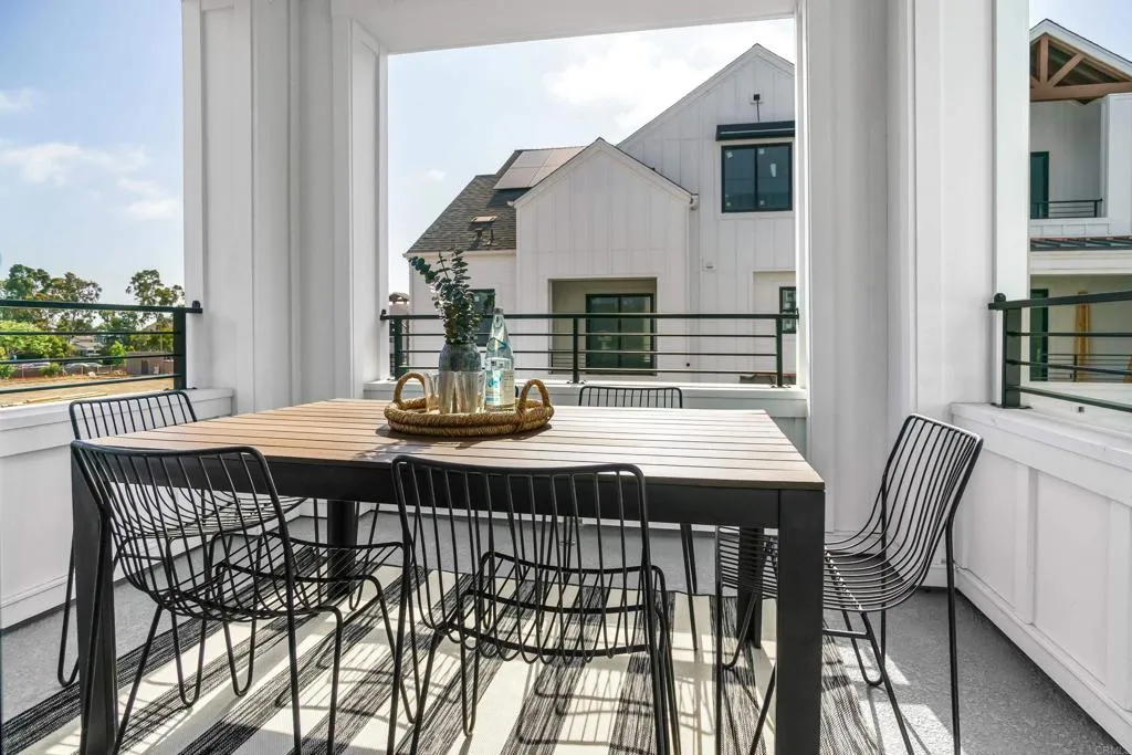 1300 Bergamo Place Unit 101