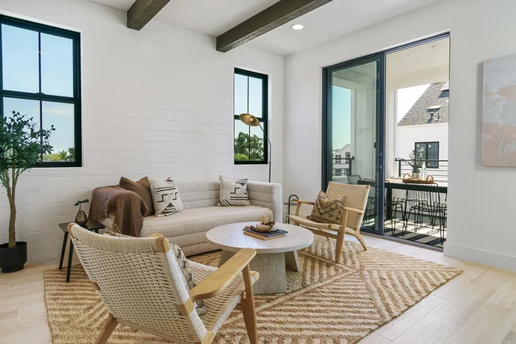 1300 Bergamo Place Unit 101