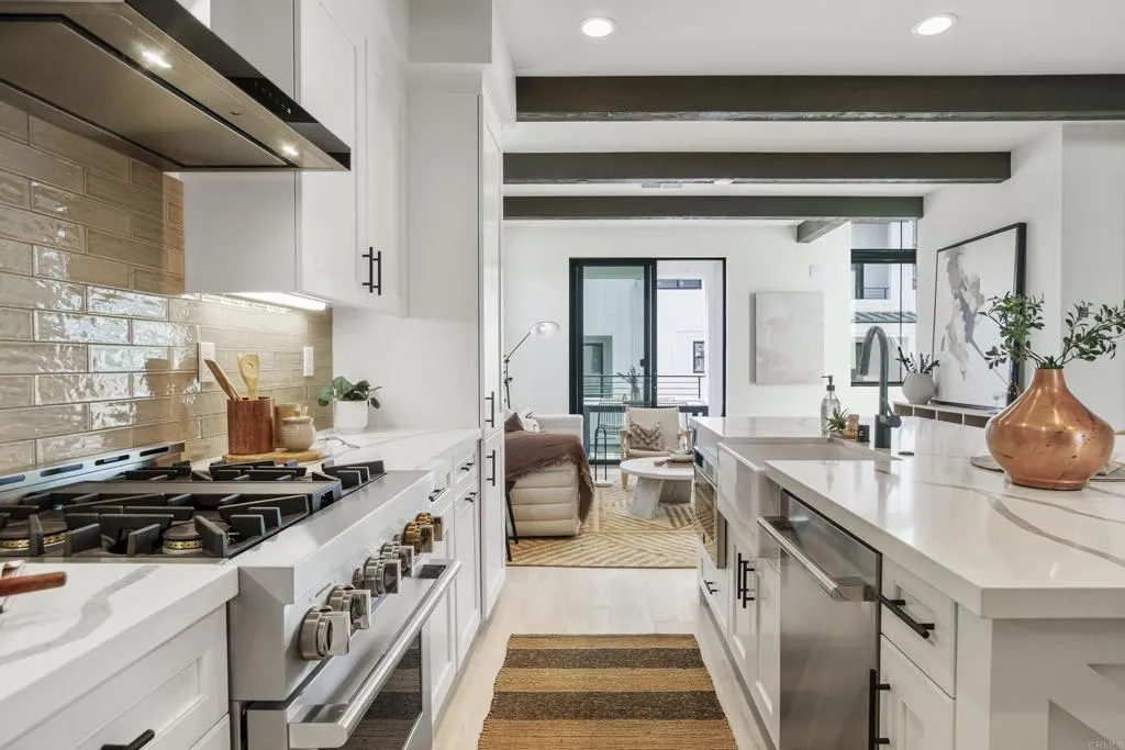 1300 Bergamo Place Unit 101