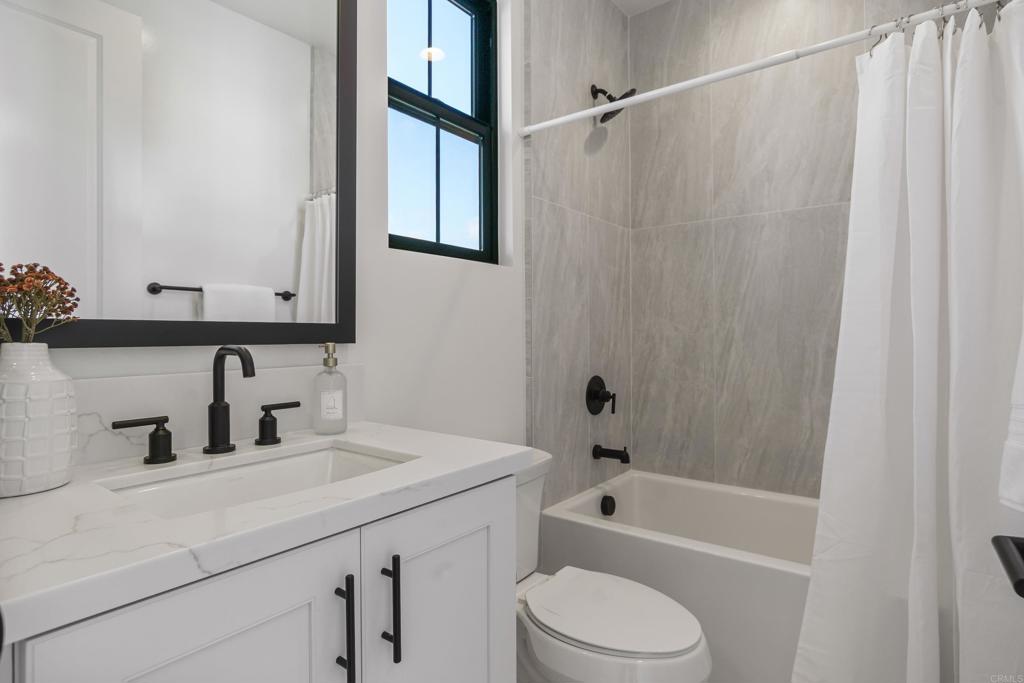 1300 Bergamo Place 101