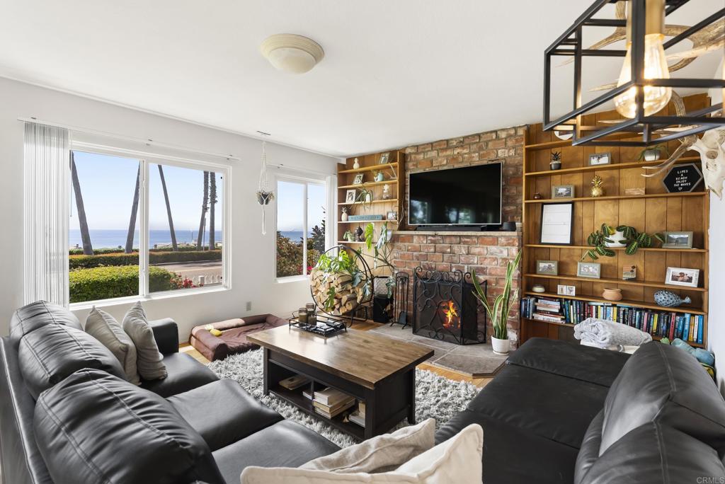 618 S Pacific Street