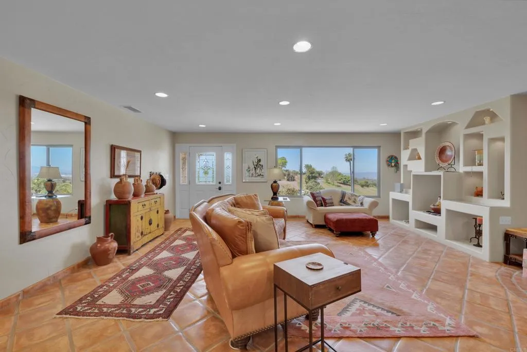 2185 Hawley Drive