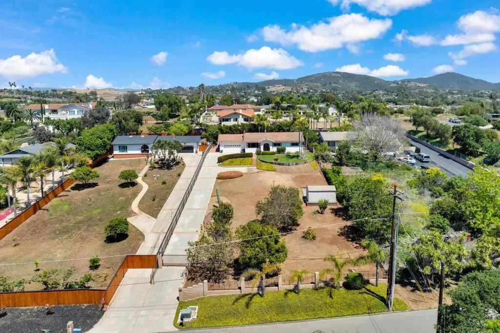 2185 Hawley Drive
