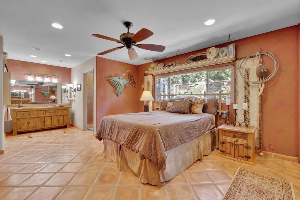 2185 Hawley Drive