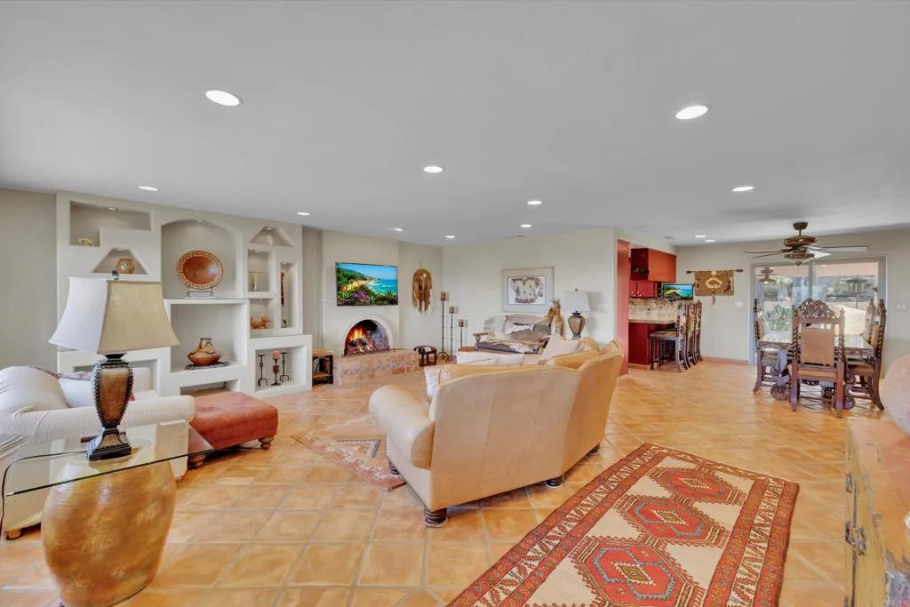 2185 Hawley Drive