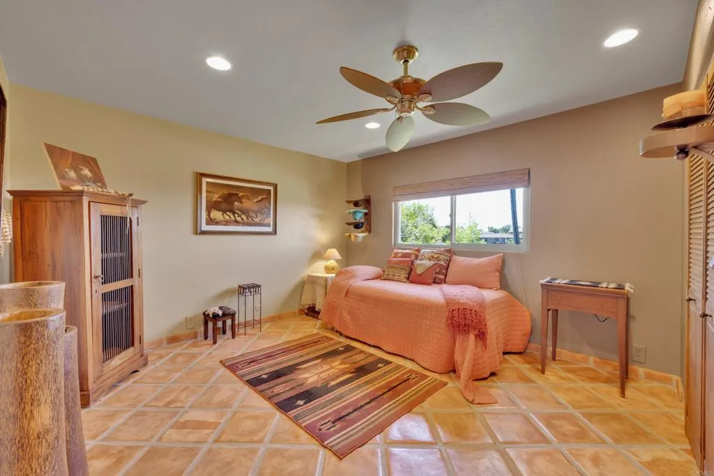 2185 Hawley Drive