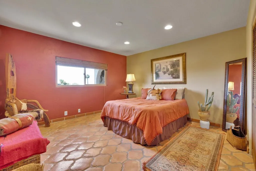 2185 Hawley Drive