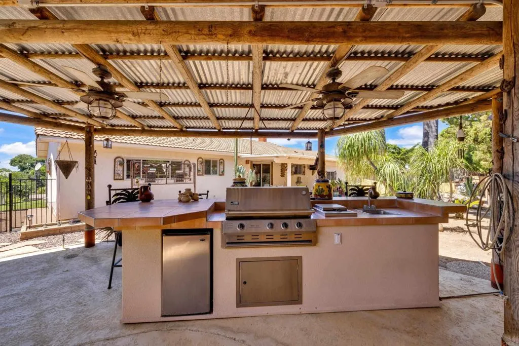 2185 Hawley Drive