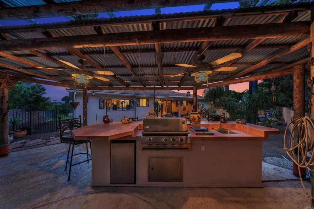 2185 Hawley Drive