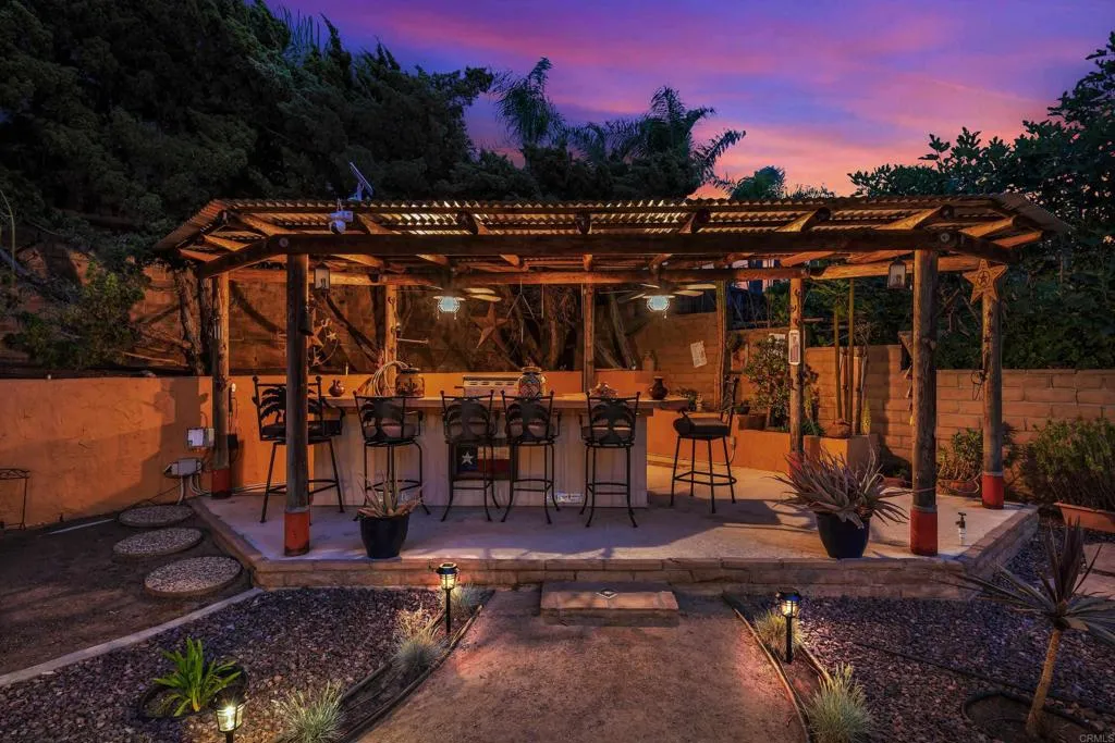 2185 Hawley Drive
