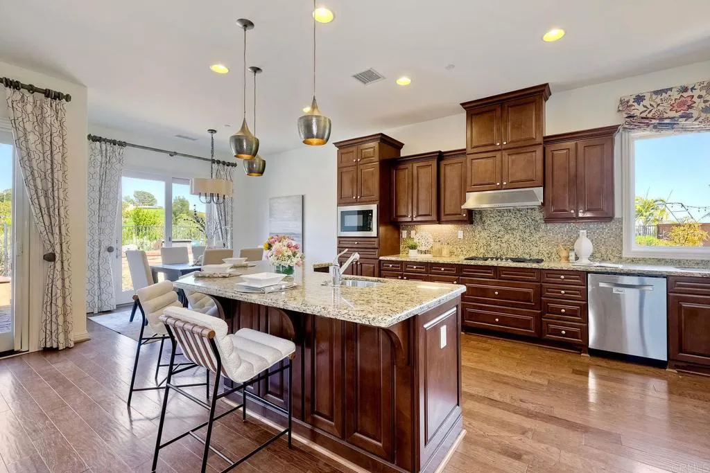 1165 Village Dr