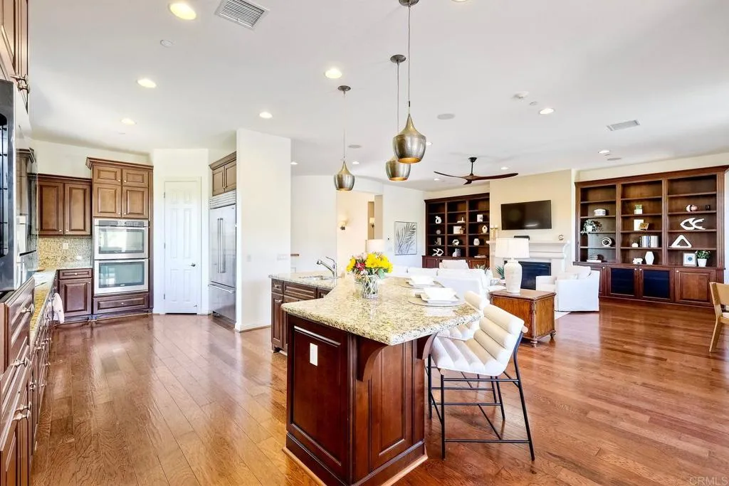 1165 Village Dr