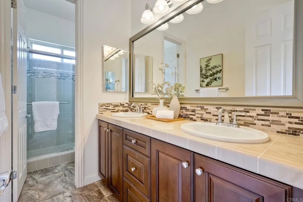 1165 Village Dr