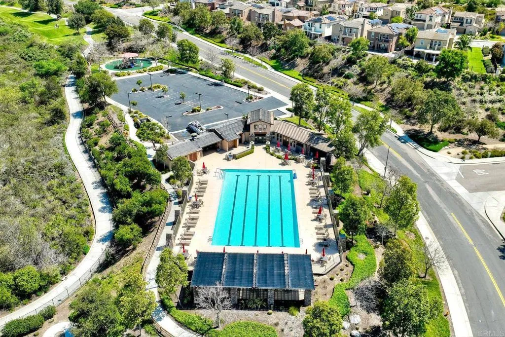 1165 Village Dr