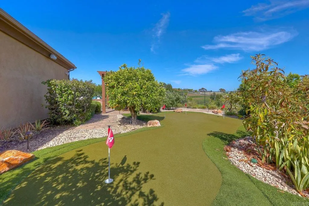 1165 Village Dr